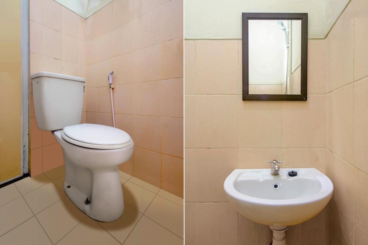 Oyo 3083 D Kost 3 Syariah Hotel Jogjakarta Buitenkant foto