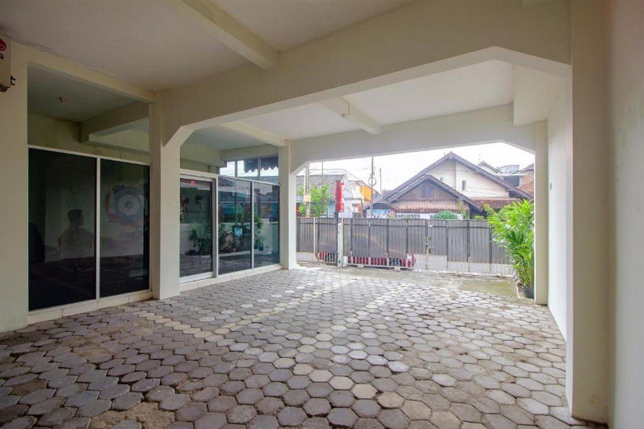 Oyo 3083 D Kost 3 Syariah Hotel Jogjakarta Buitenkant foto