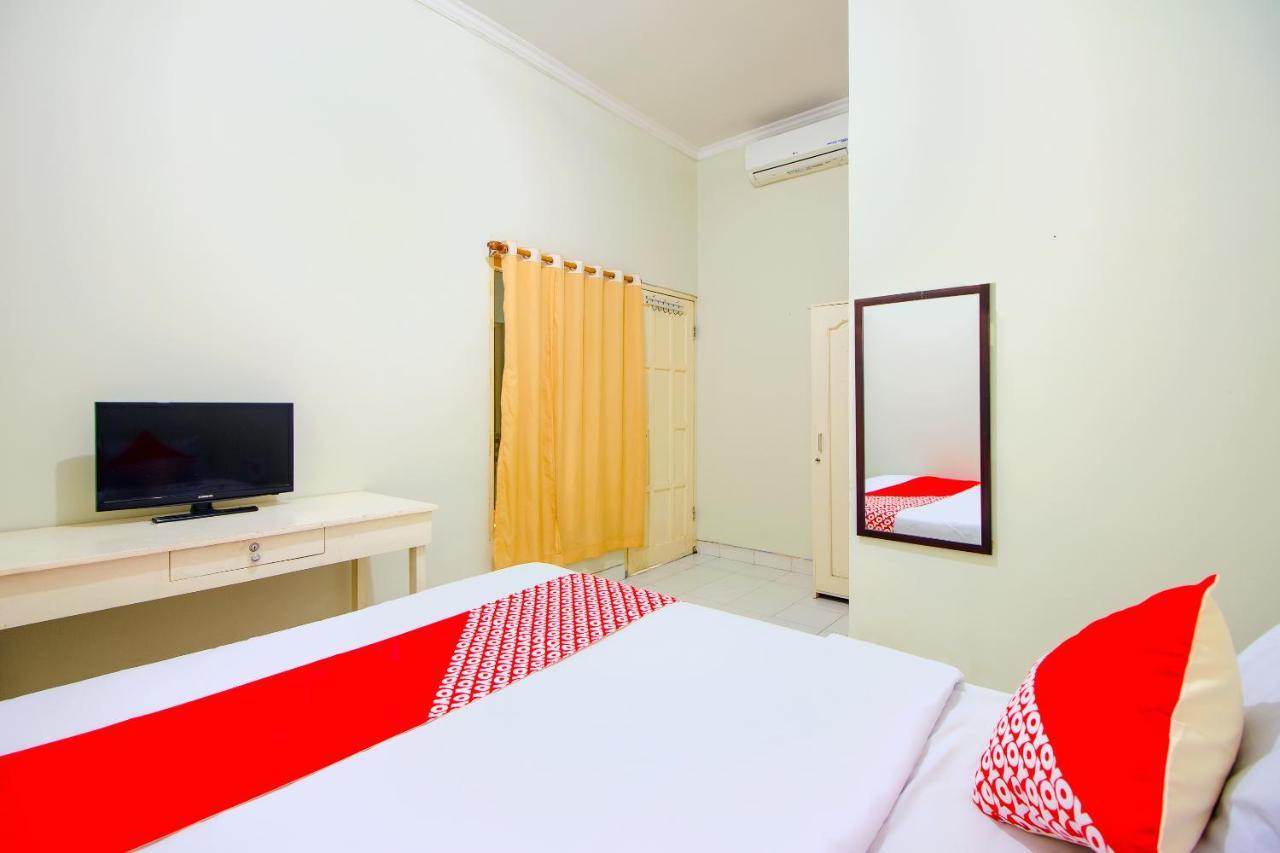 Oyo 3083 D Kost 3 Syariah Hotel Jogjakarta Buitenkant foto